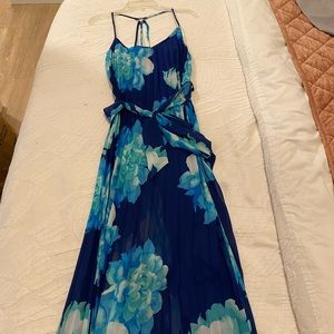 Bisou Bisou Blue Floral Maxi Dress